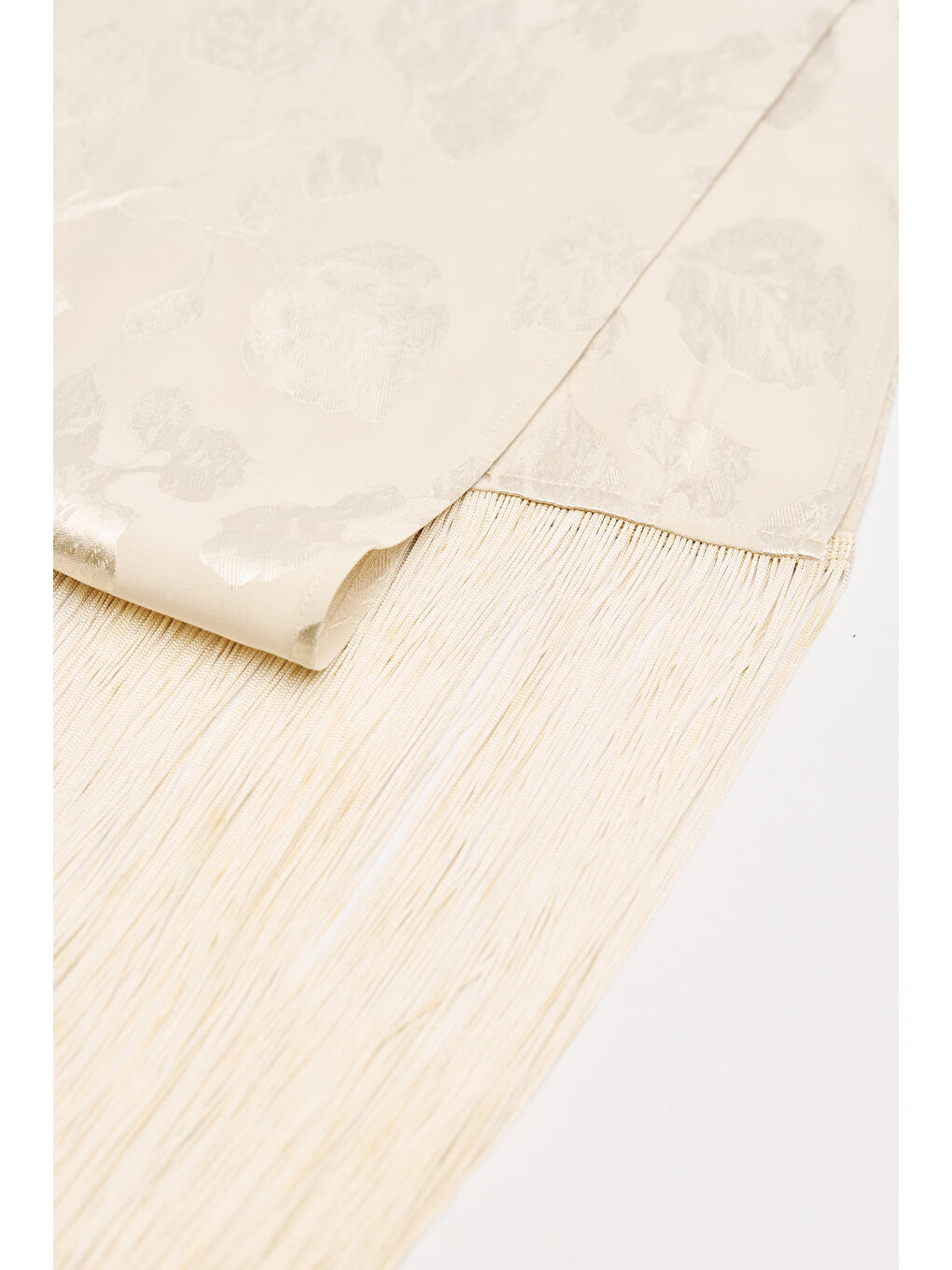 Bej Püskül Detaylı Şal Vanilya-5