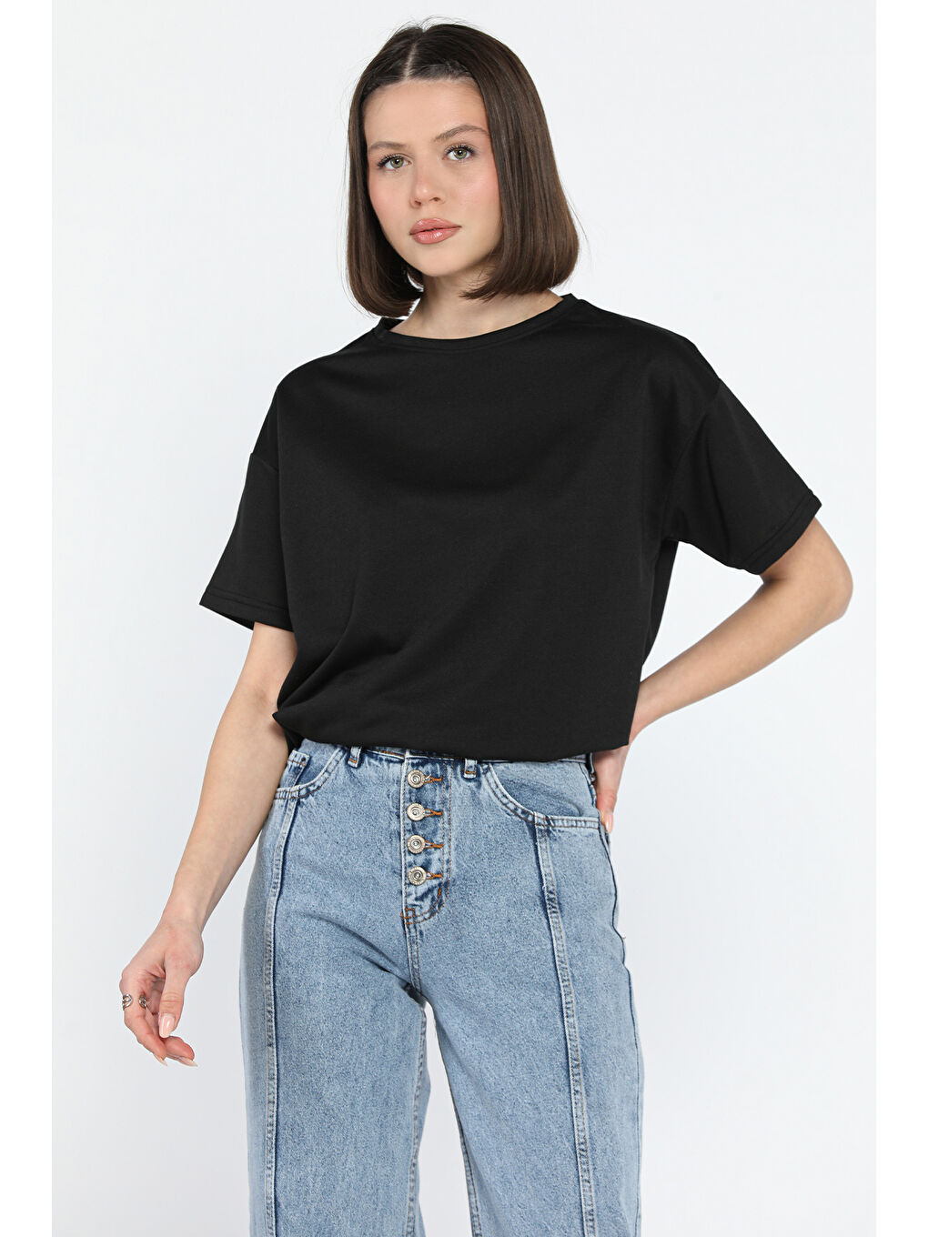 Siyah Kadın Bisiklet Yaka Basic Tişört
