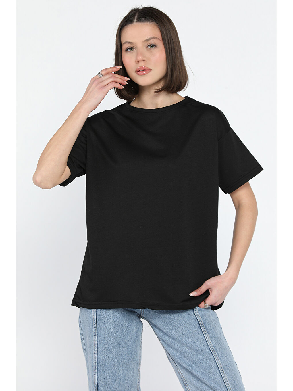 Siyah Kadın Bisiklet Yaka Basic Tişört-1