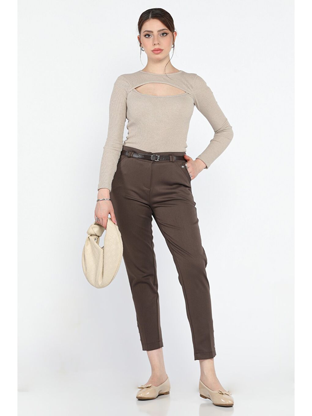 Kahverengi Büyük Beden Taş Detaylı Kemerli Kadın Kumaş Pantolon