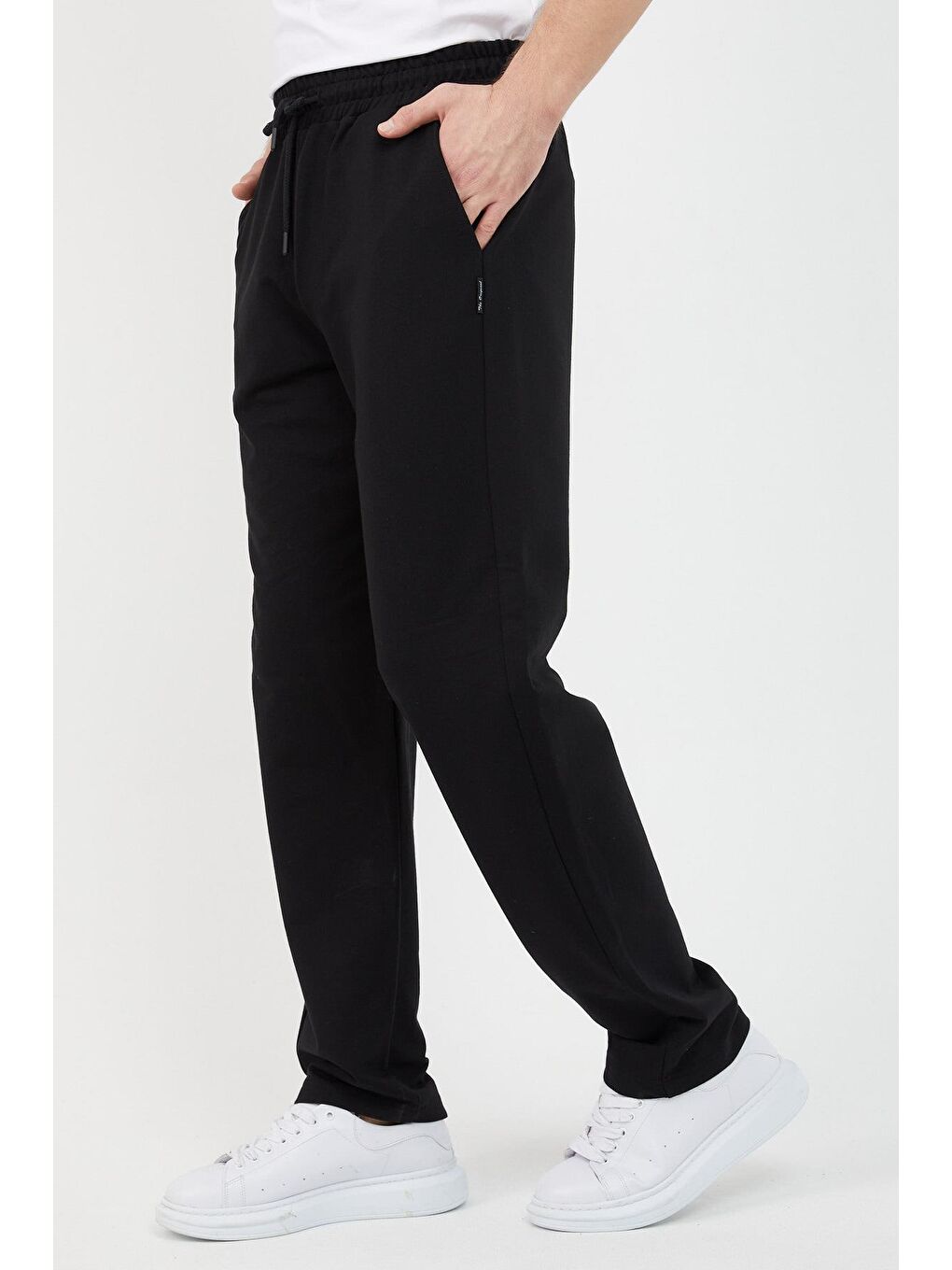 Siyah Kapüşonlu Regular Fit Hırka Düz Paça Erkek Eşofman Takımı-2