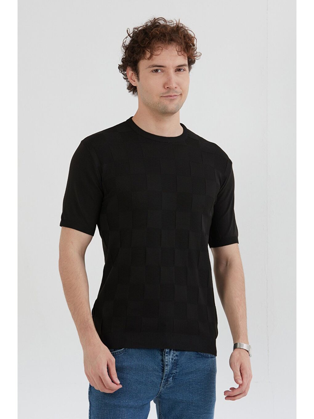 Siyah Dama Desenli Triko Tişört