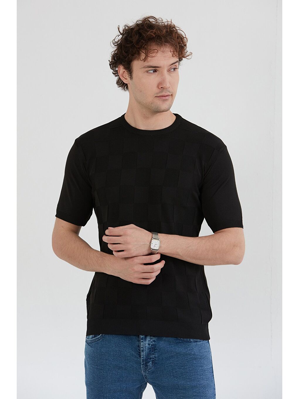 Siyah Dama Desenli Triko Tişört-1