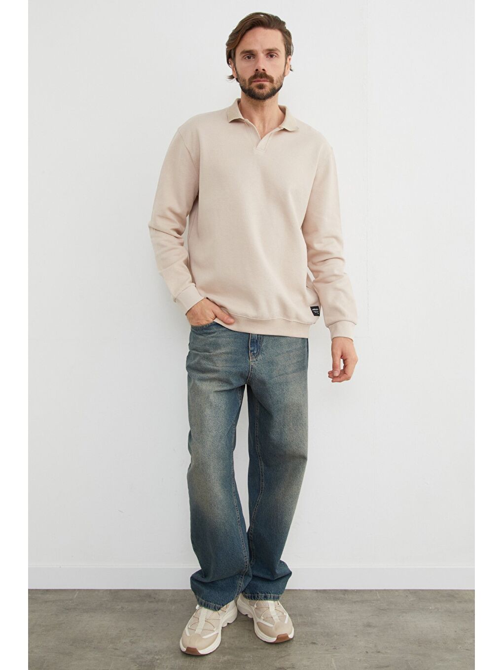 Bej Basic Polo Yaka Pike Büyük Beden Sweatshirt-1