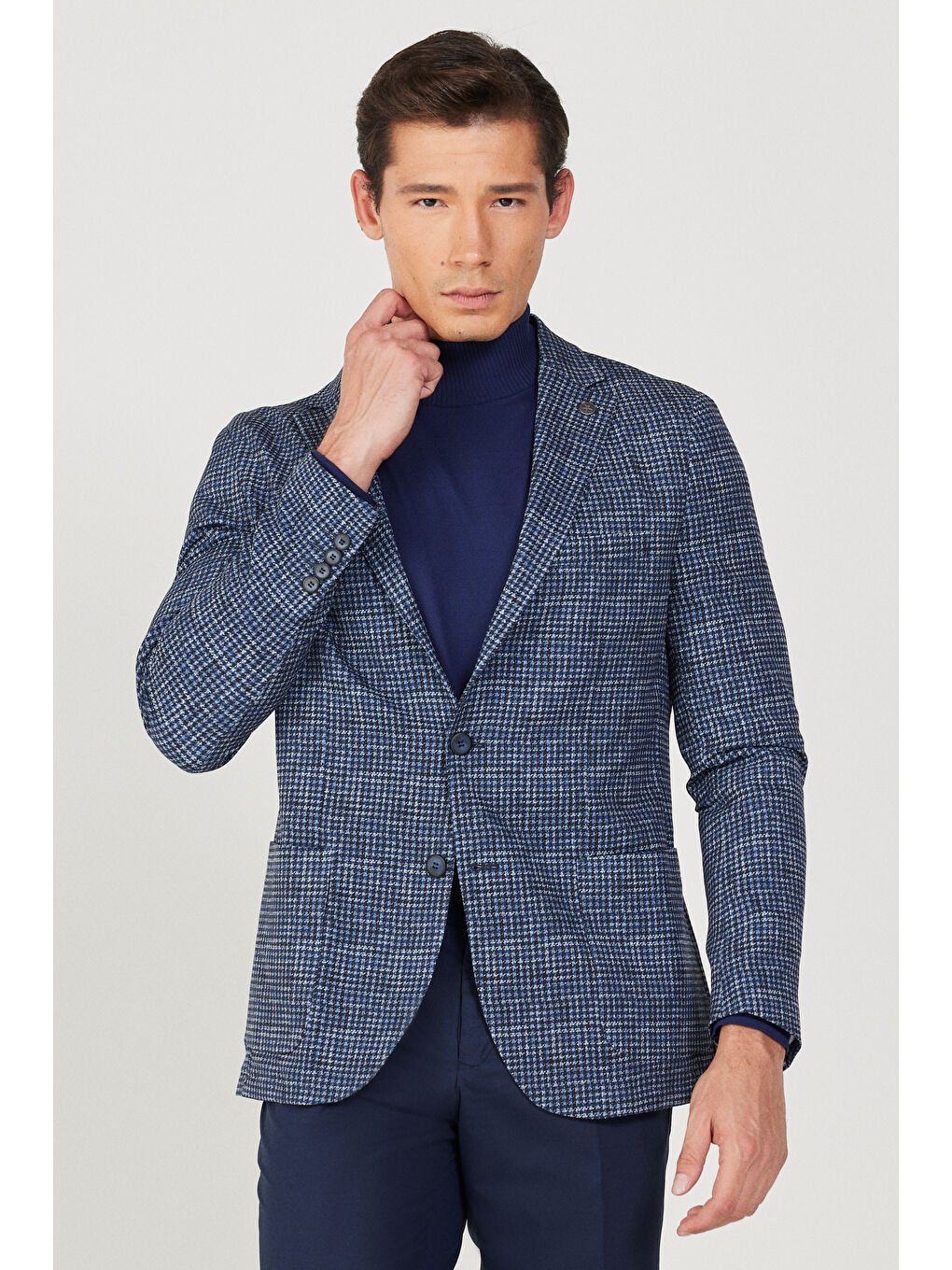 Erkek Lacivert-Beyaz Kırışmaz Katlanabilir Magic Fit Mono Yaka Kazayağı Desenli Travel Ceket