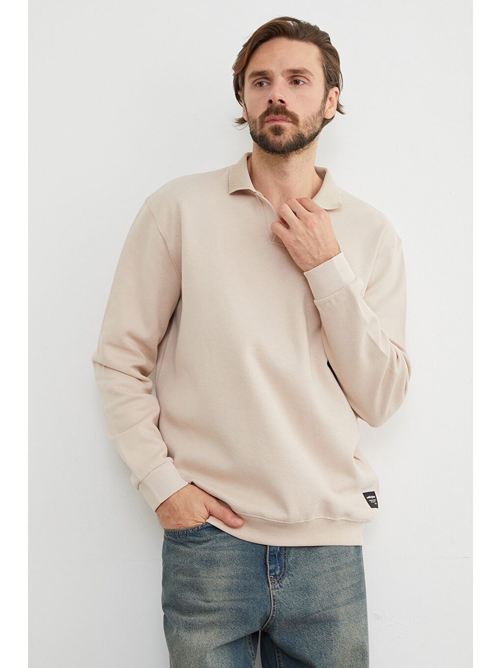 Bej Basic Polo Yaka Pike Büyük Beden Sweatshirt-3