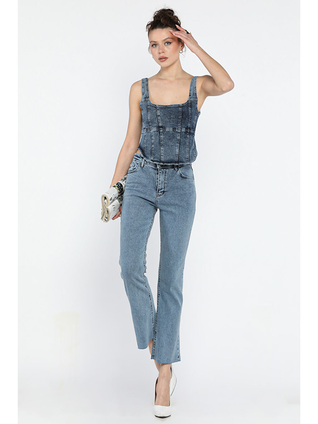 Mavi Kesik Paça Yüksek Bel Kadın Jean Pantolon-1