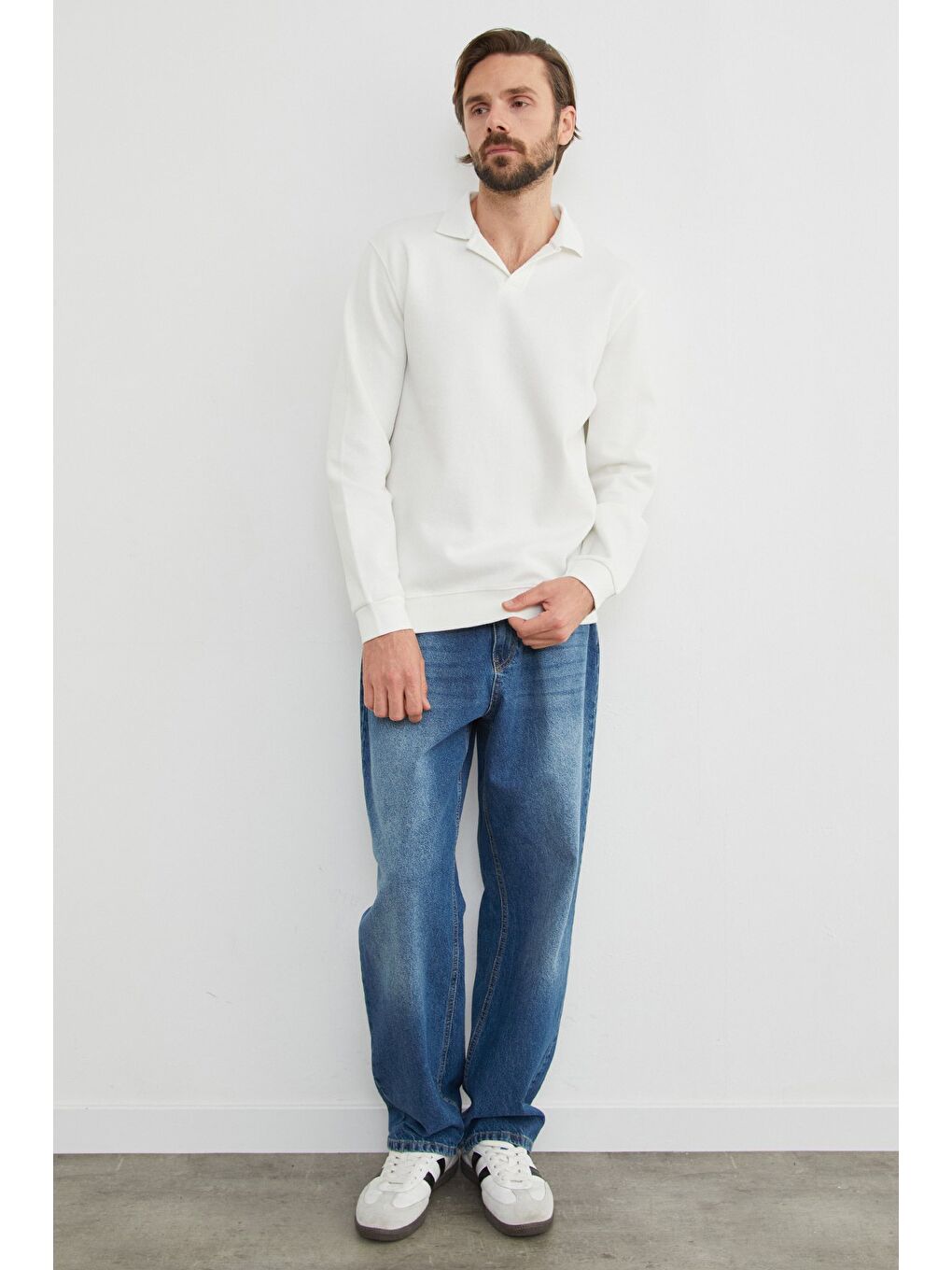 Ekru Basic Polo Yaka Pike Büyük Beden Sweatshirt-2