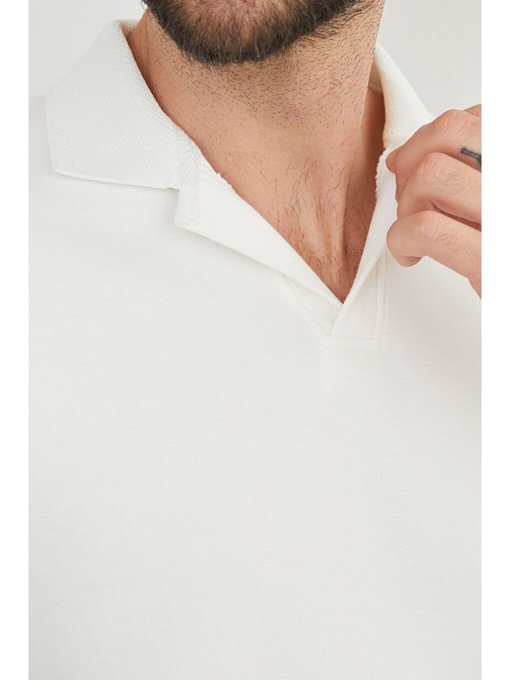 Ekru Basic Polo Yaka Pike Büyük Beden Sweatshirt-3