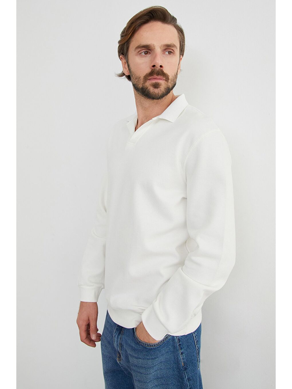 Ekru Basic Polo Yaka Pike Büyük Beden Sweatshirt-4
