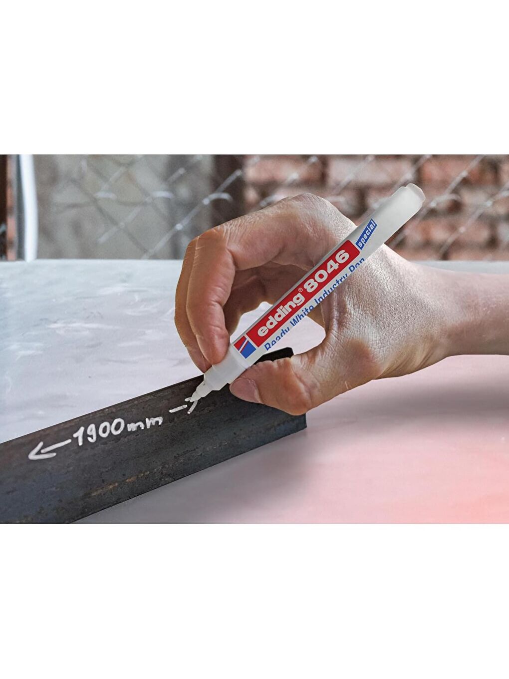 8046 Yuvarlak Uç 1-3 mm Endüstri Kalemi Beyaz (ED804649)-1