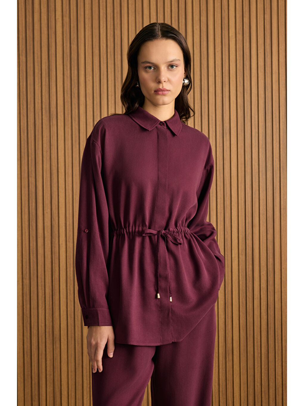 Bordo Beli Bağcıklı Lyocell Tunik-1