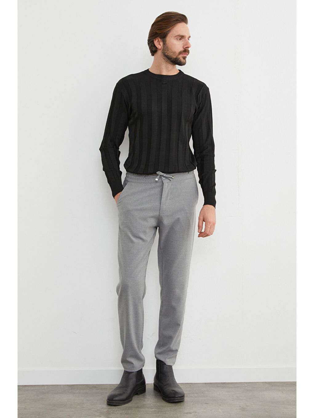 Gri Beli Lastikli Bağcıklı Kumaş Pantolon-2