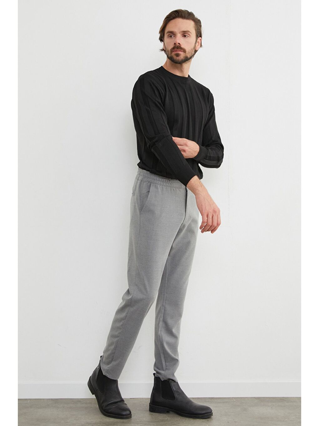 Gri Beli Lastikli Bağcıklı Kumaş Pantolon-3