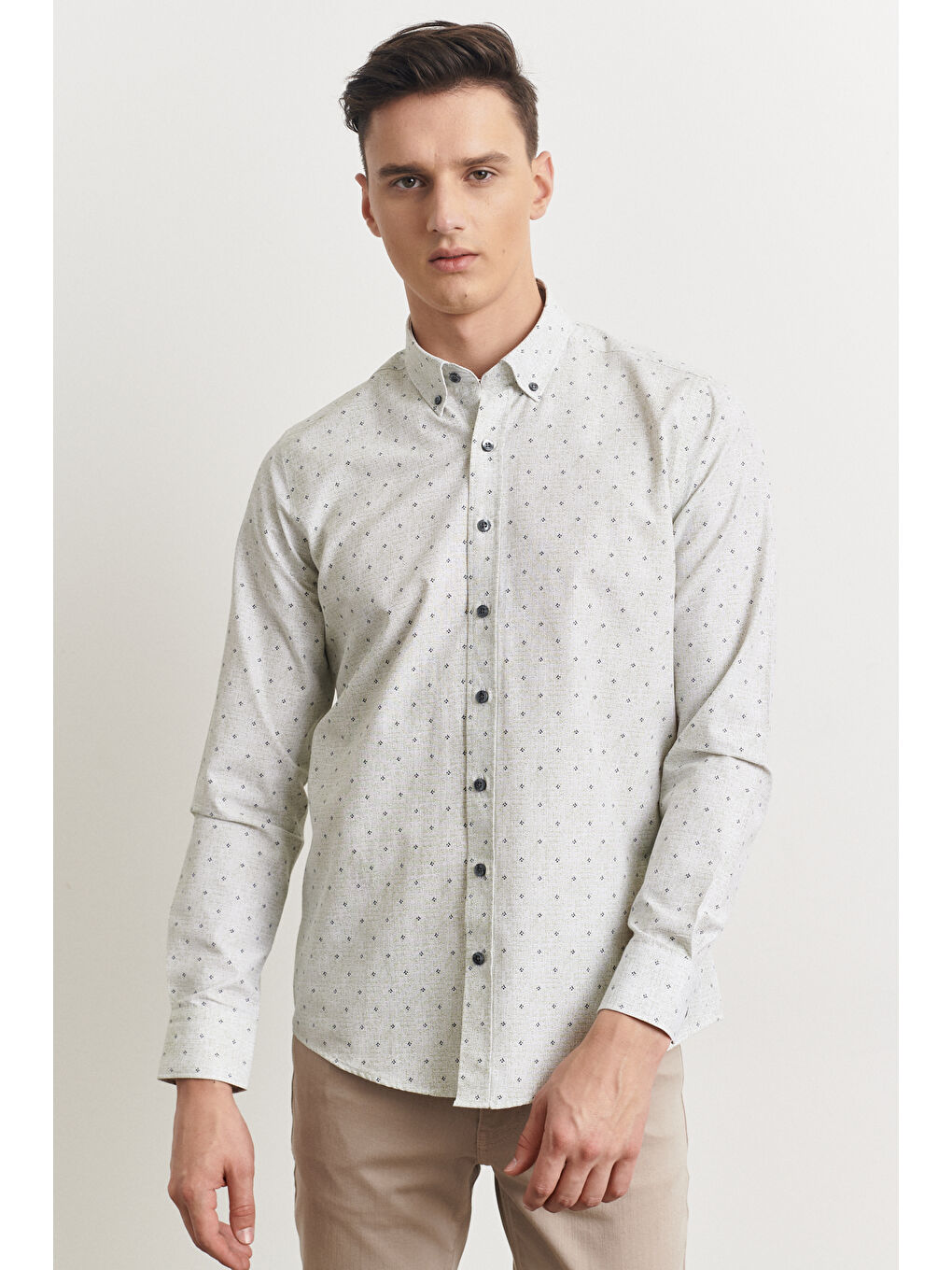 Erkek Yeşil Slim Fit Dar Kesim Düğmeli Yaka Baskılı Gömlek