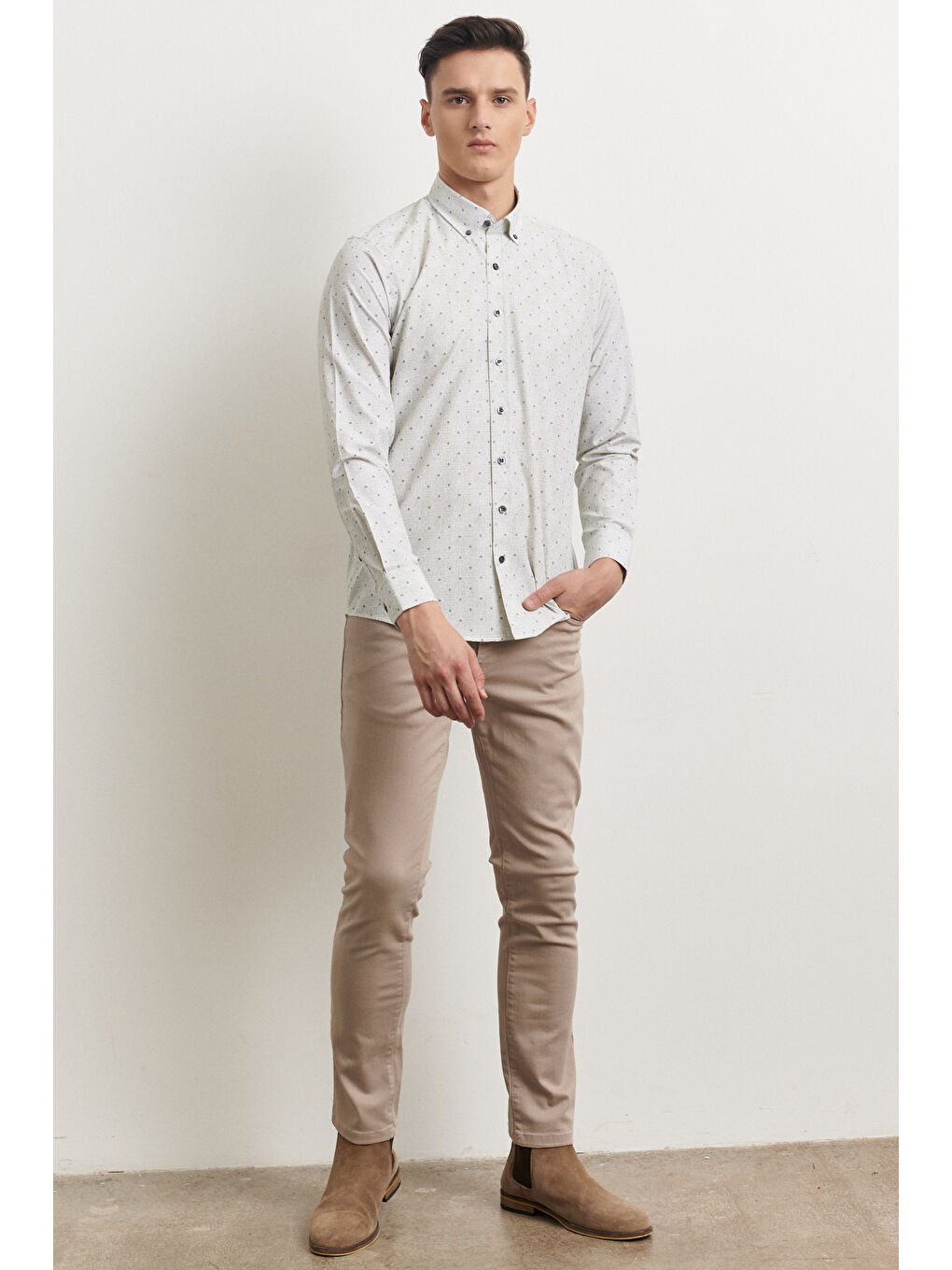 Erkek Yeşil Slim Fit Dar Kesim Düğmeli Yaka Baskılı Gömlek-1