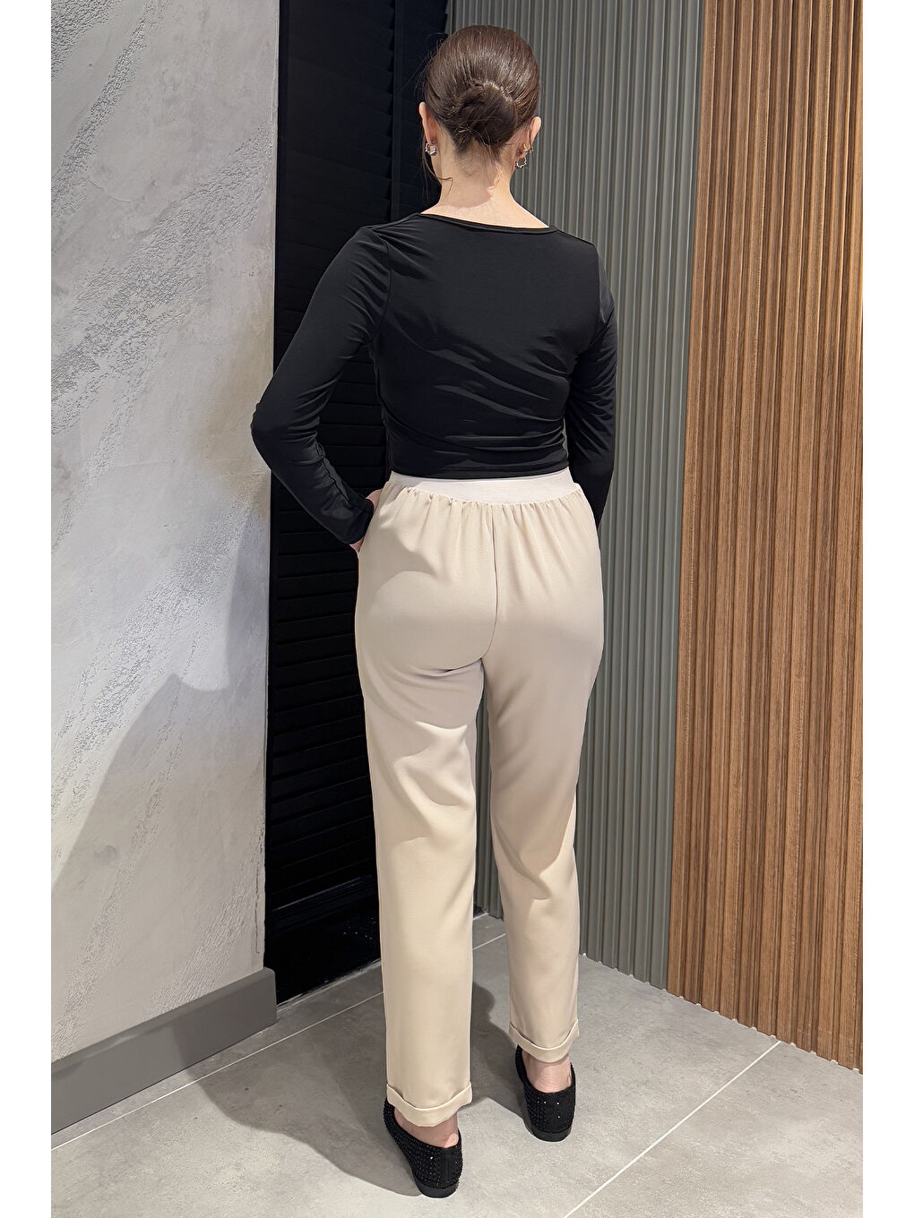 Bej Büyük Beden Bel Lastikli Duble Paça Kadın Pantolon-2