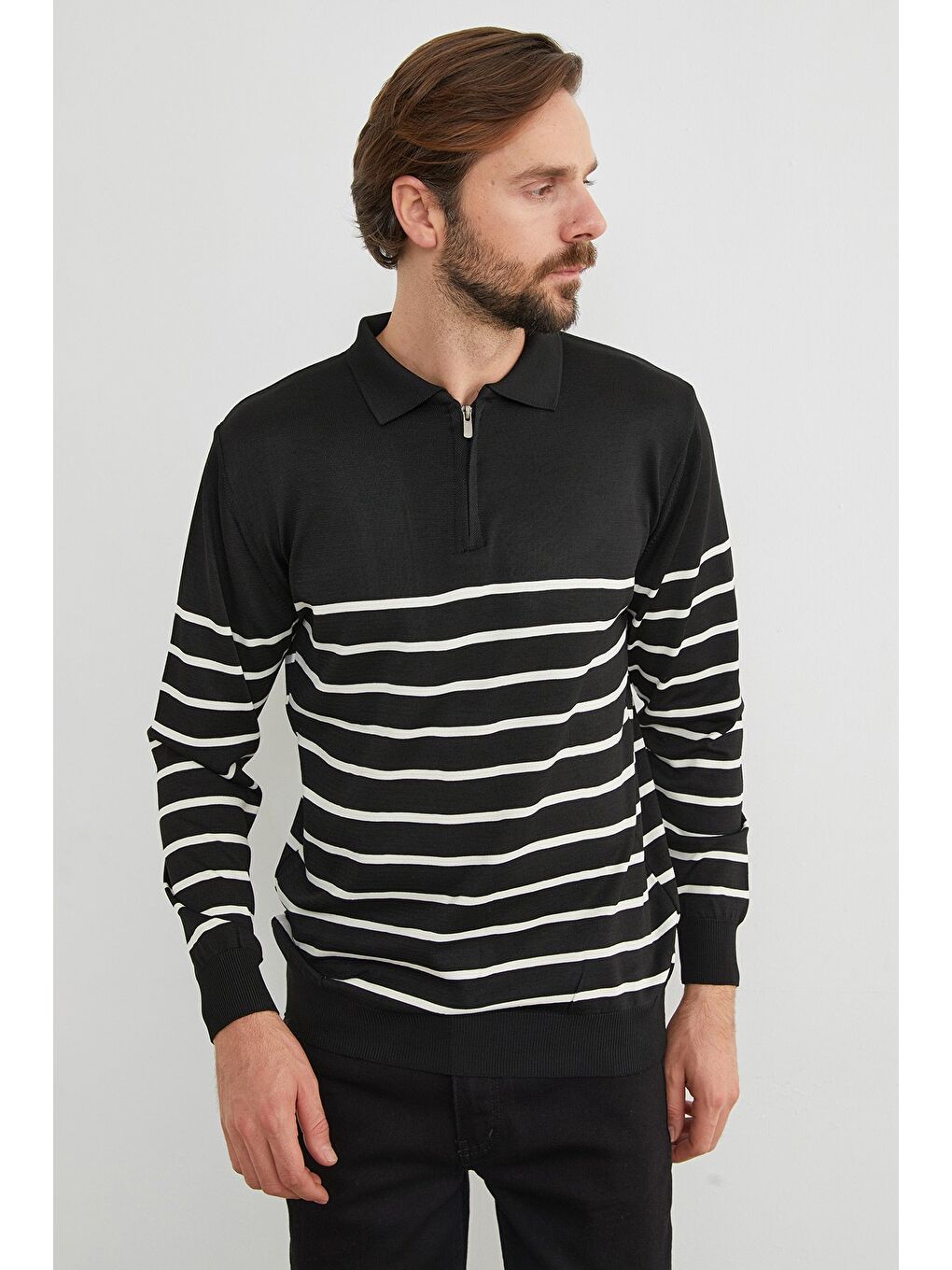 Siyah Çizgili Polo Yaka Yarım Fermuarlı Triko Kazak-4