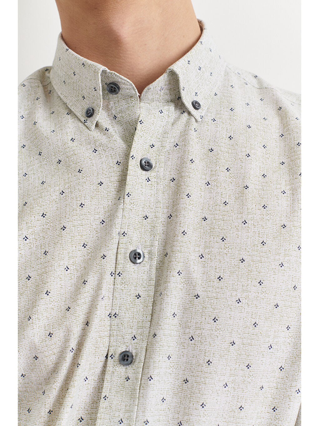 Erkek Yeşil Slim Fit Dar Kesim Düğmeli Yaka Baskılı Gömlek-3