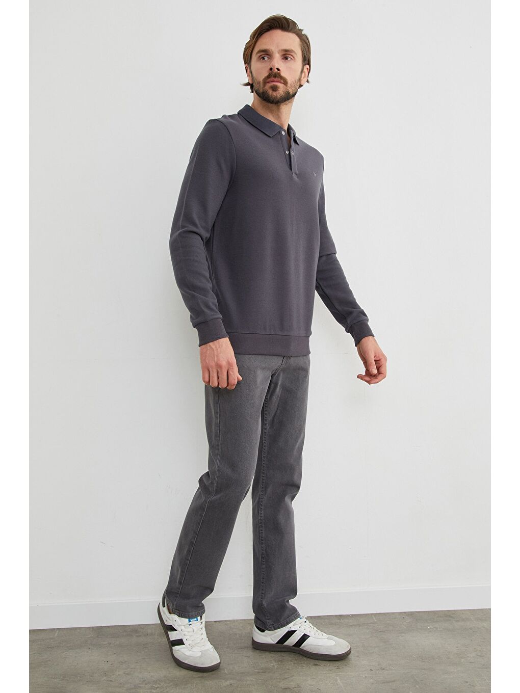 Gri Fitilli Polo Yaka Düğmeli Büyük Beden Sweatshirt-2