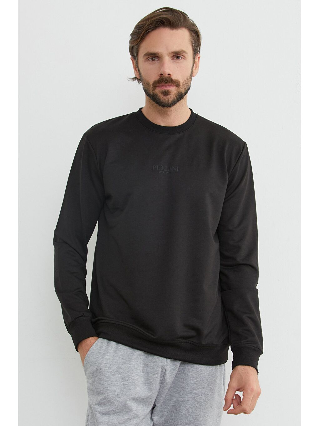 Siyah Pellını Yazı Kabartmalı Bisiklet Yaka Sweatshirt