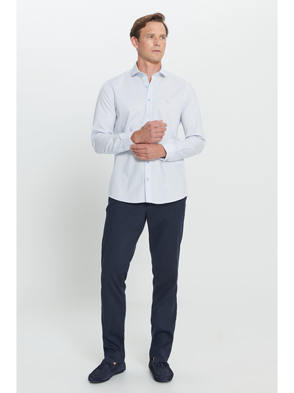 Erkek Açık Mavi Slim Fit Dar Kesim Küçük İtalyan Yaka Armürlü Gömlek-1