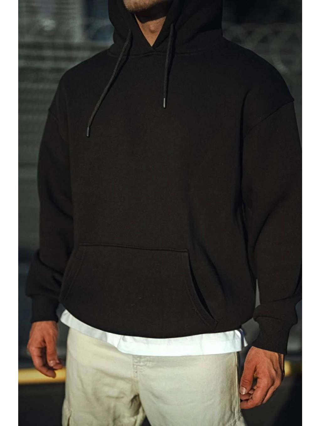 Üç İplik Penye Kapüşonlu Basic Sweatshirt - Siyah-2