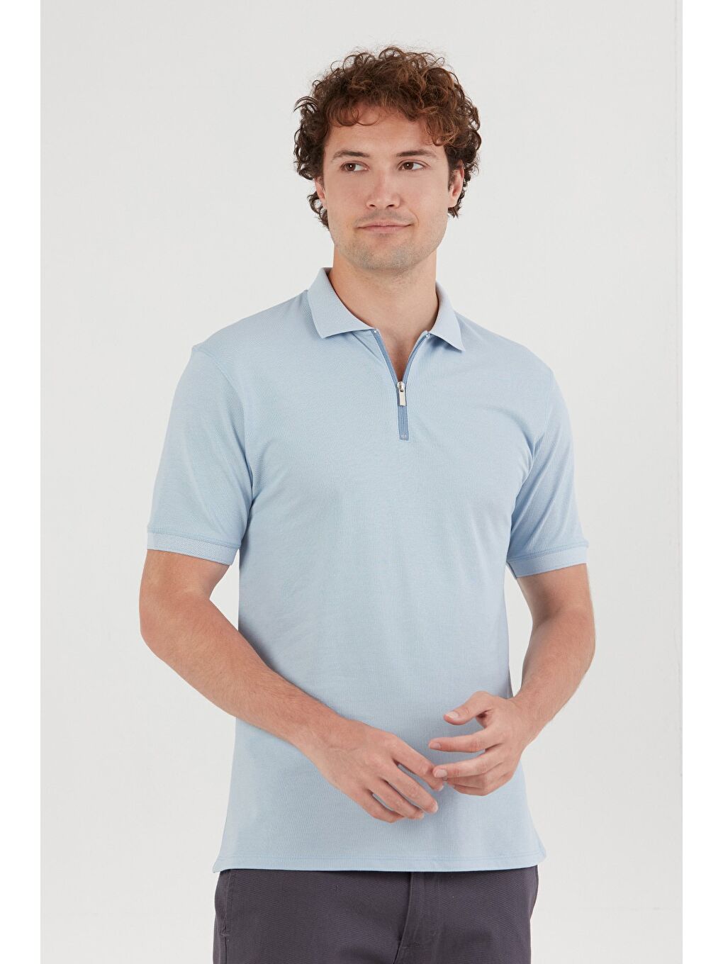 Mavi Basic Polo Yaka Yarım Fermuarlı Tişört