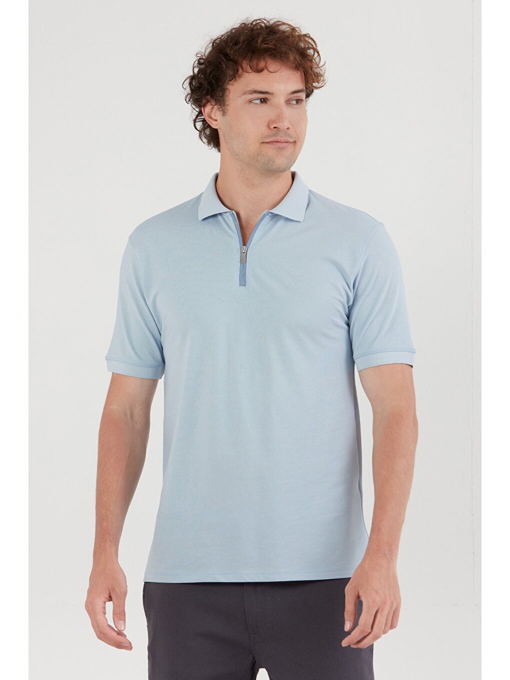 Mavi Basic Polo Yaka Yarım Fermuarlı Tişört-1