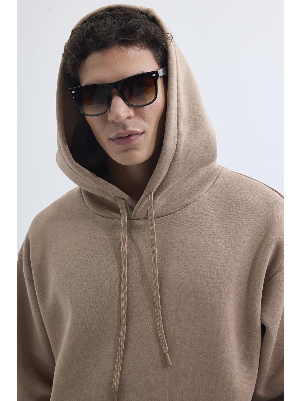 Bej Unisex Oversize Geniş Kesim Pamuklu Yumuşak Dokulu İçi Polarlı Basic Vizon Renk Kapüşonlu Sweatshirt-3