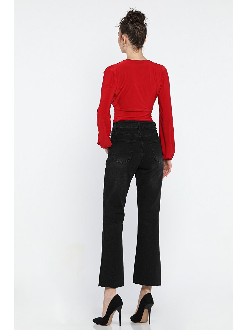 Siyah Kesik Paça Yüksek Bel Kadın Jean Pantolon-3