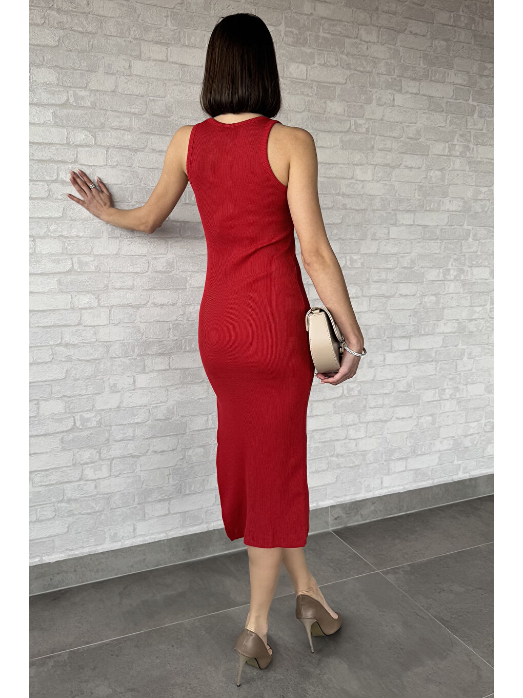 Kırmızı Kadın Bisiklet Yaka Kolsuz Yırtmaçlı Kaşkorse Elbise-2