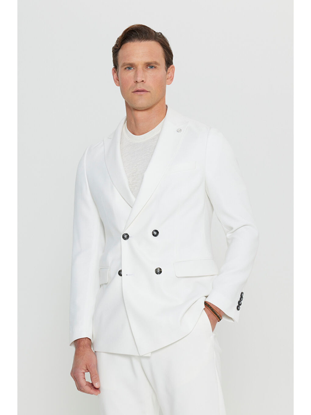 Erkek Ekru Slim Fit Dar Kesim Kırlangıç Yaka Kapak Cepli Blazer Ceket