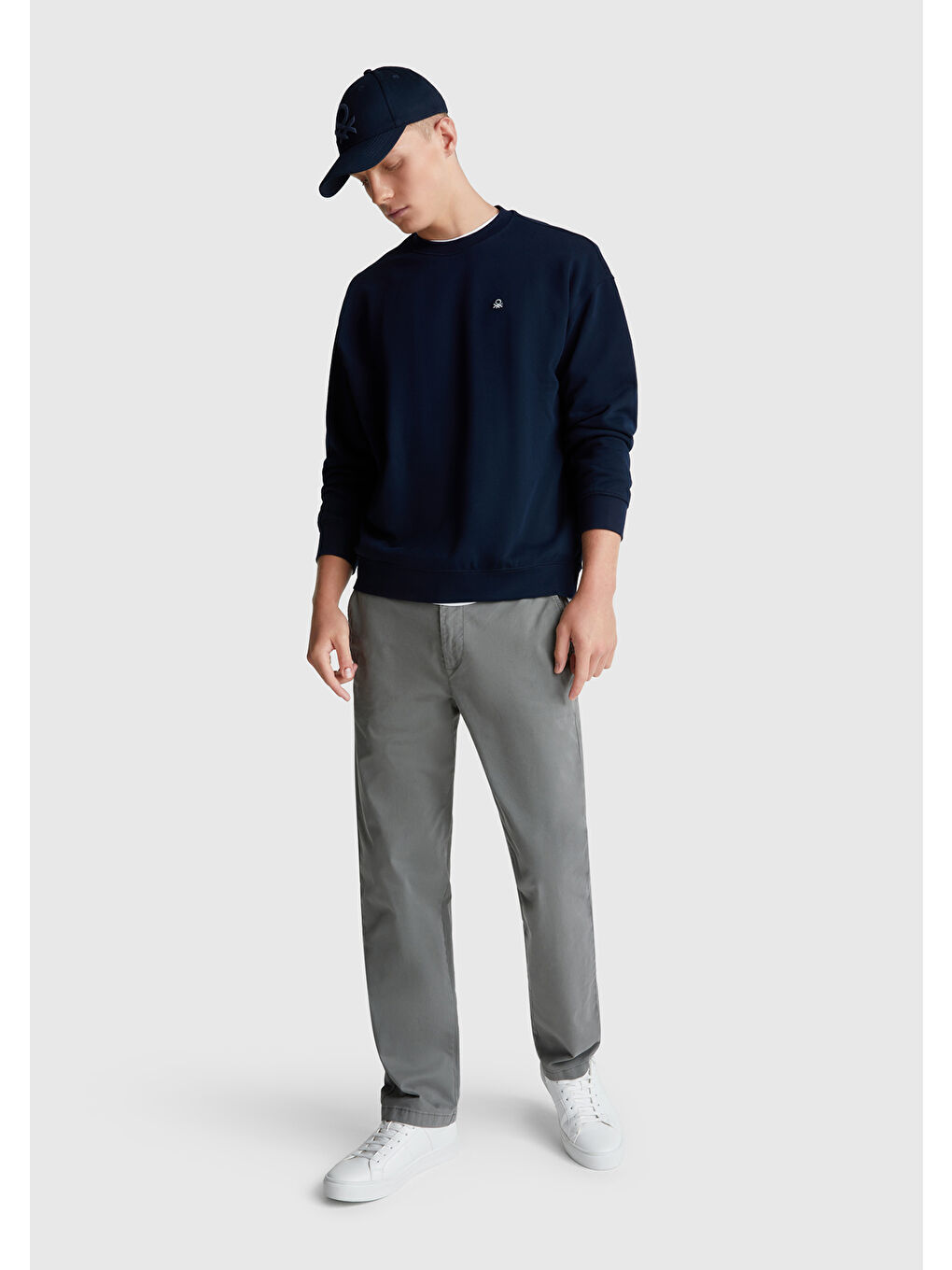 Erkek Lacivert %100 Pamuk Önü Logo İşlemeli Bisiklet Yaka Sweatshirt-4