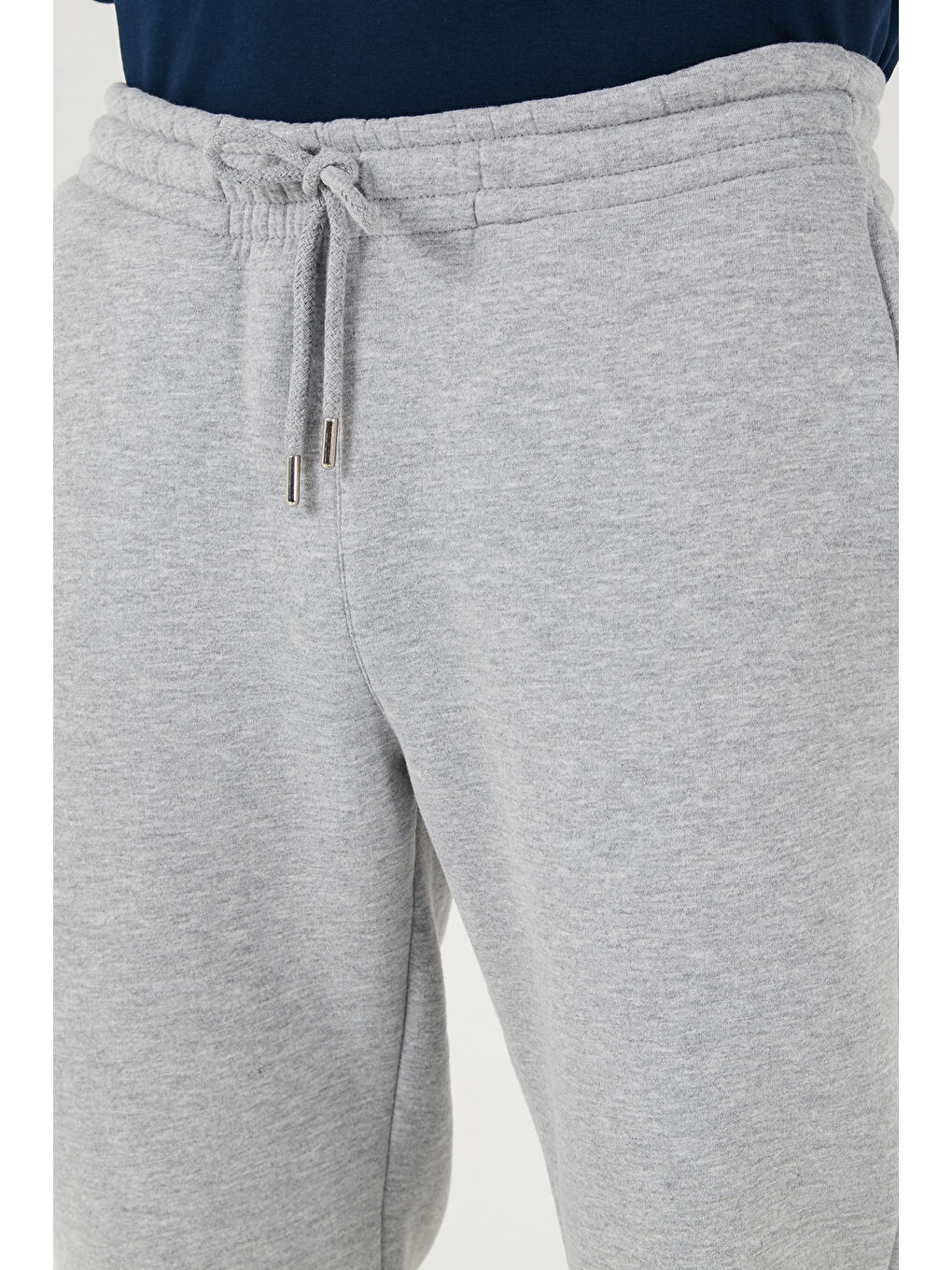 Gri Pamuklu Regular Fit Normal Bel Cepli Erkek Eşofman Altı 5908060-3