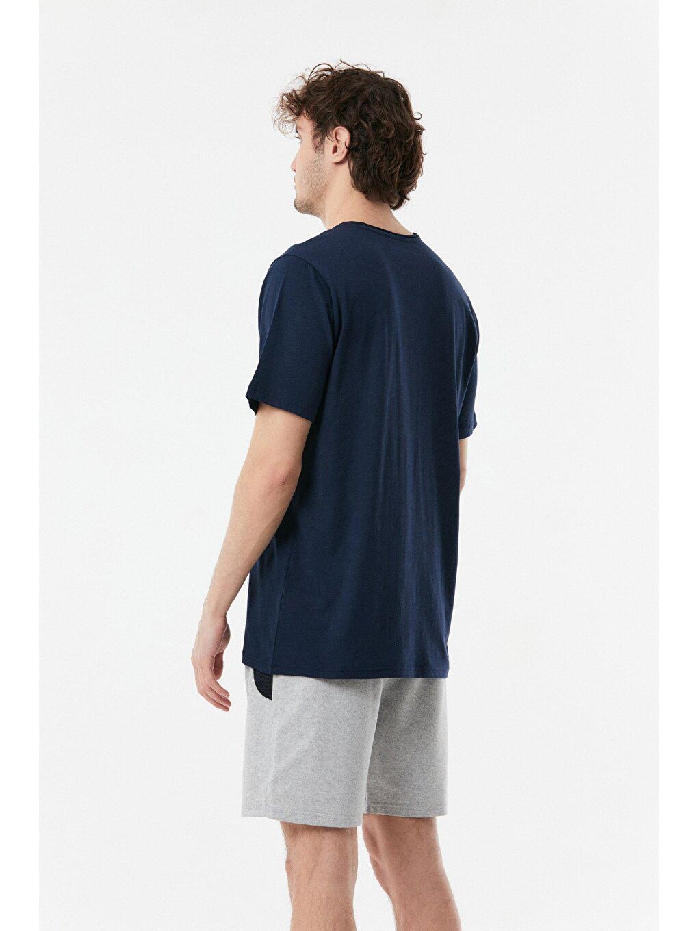 Lacivert Basic Cepli Bisiklet Yaka Tişört-4