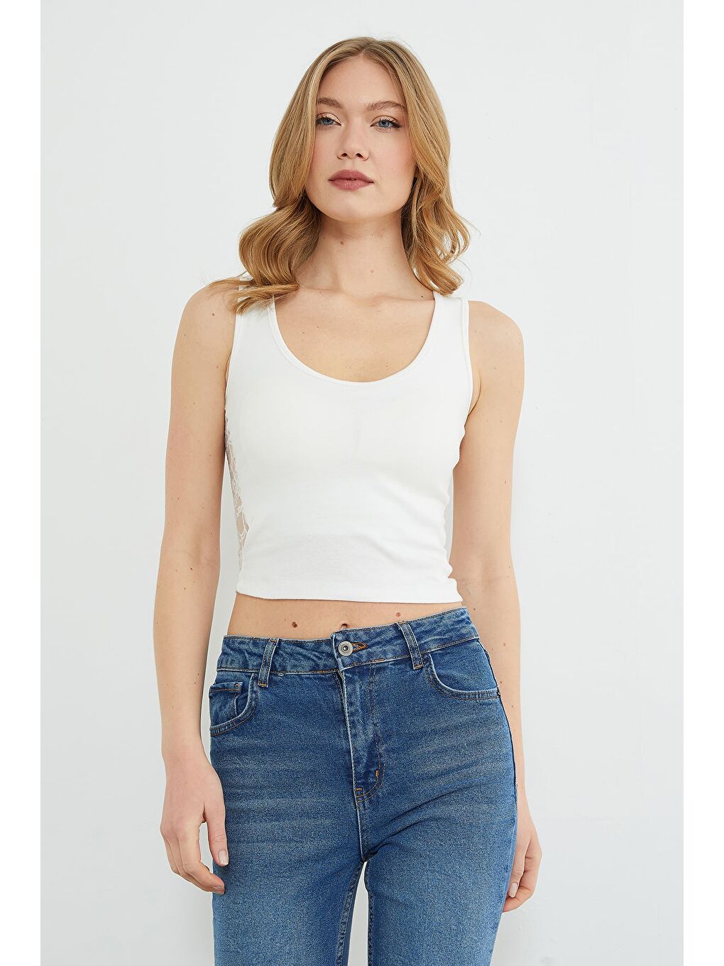 Ekru Arkası Dantelli Transparan Kaplı Bluz-3