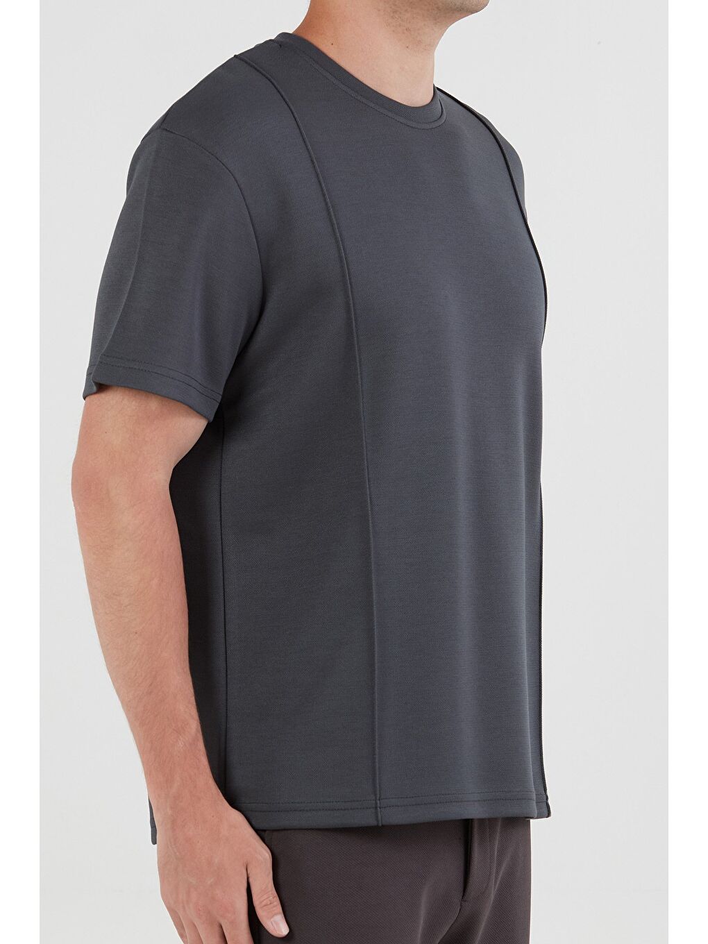 Gri Basic Çimalı Bisiklet Yaka Tişört-4