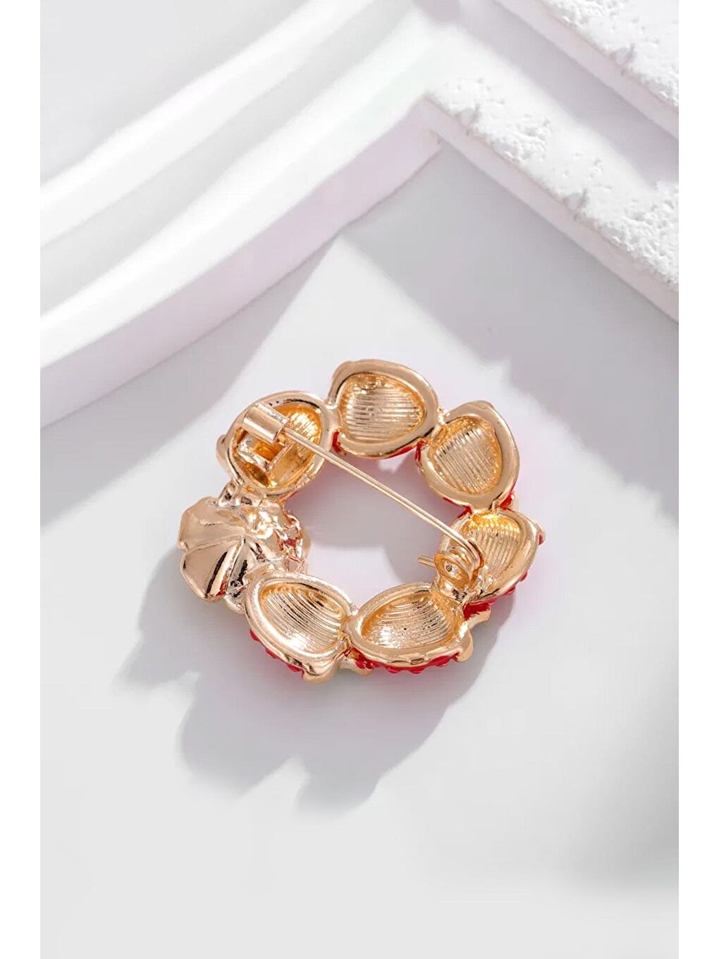 Gri Çilek Çelenk Broş Yaka İğnesi-4