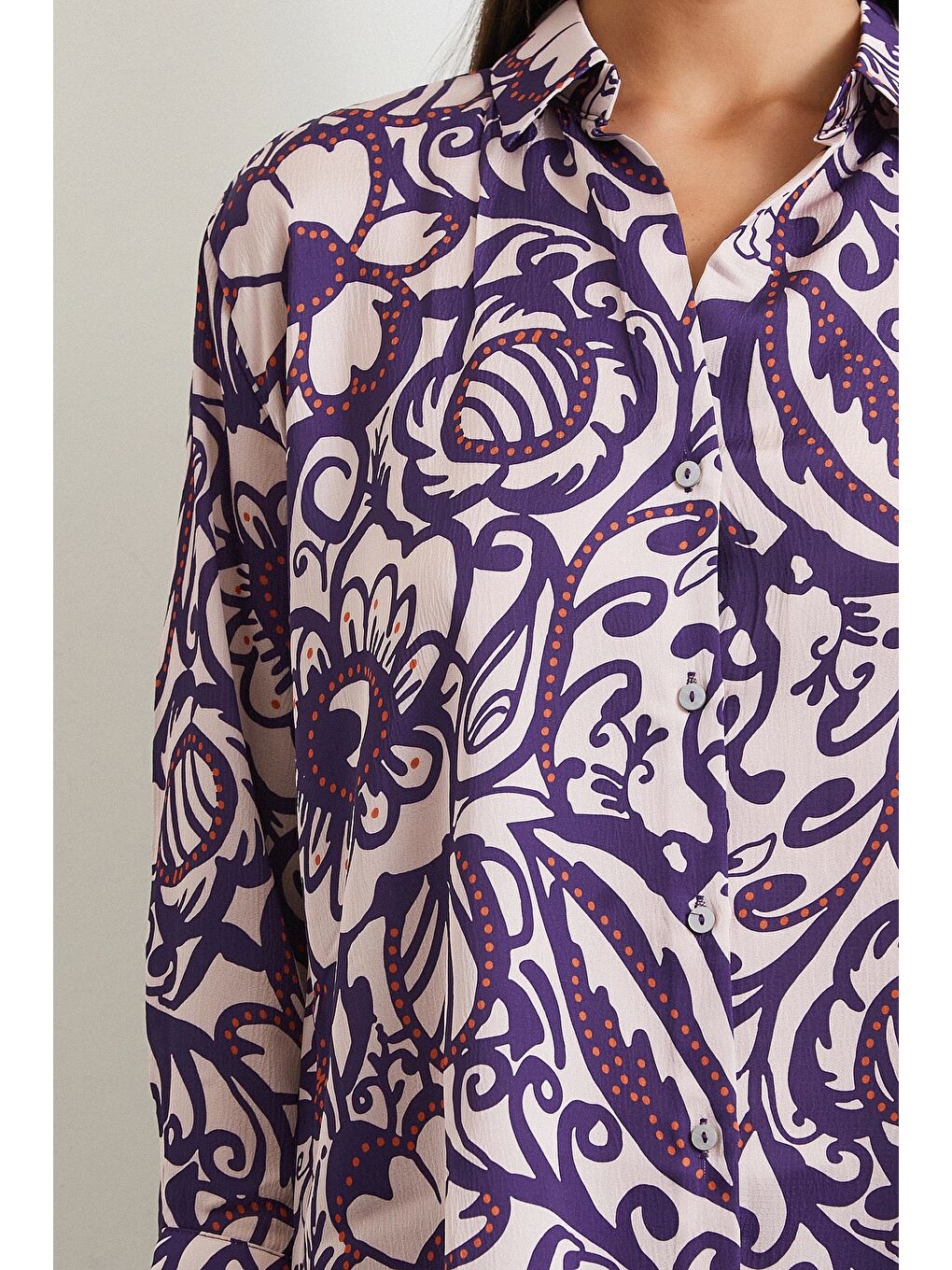 Çiçek Desenli Saten Gömlek Mor-4