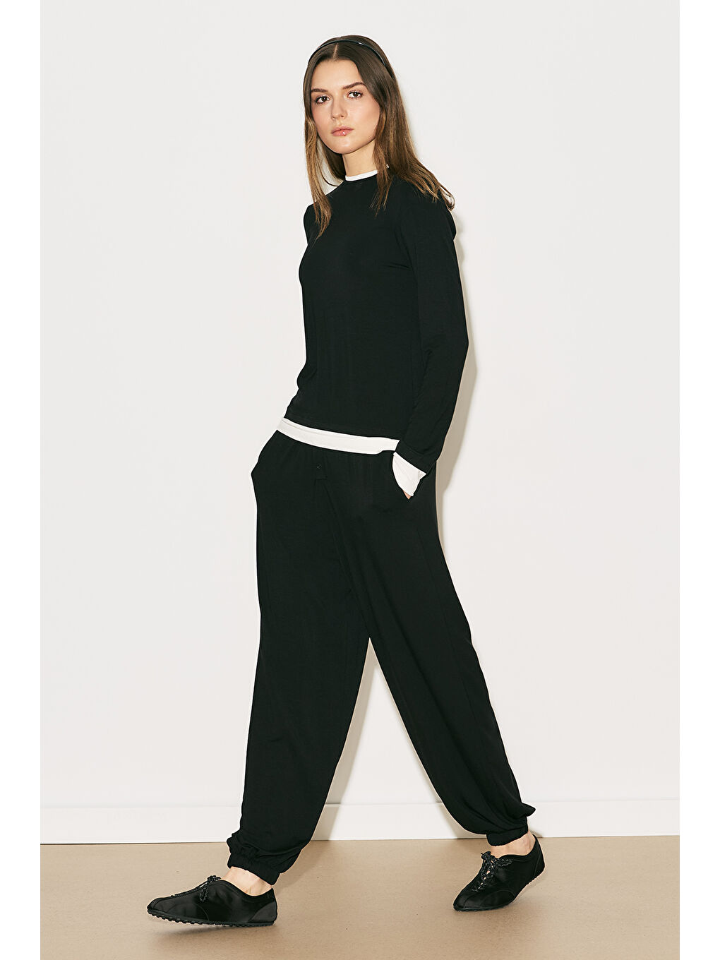 Easy Kontrast Uzun Kol Bluz Siyah-1