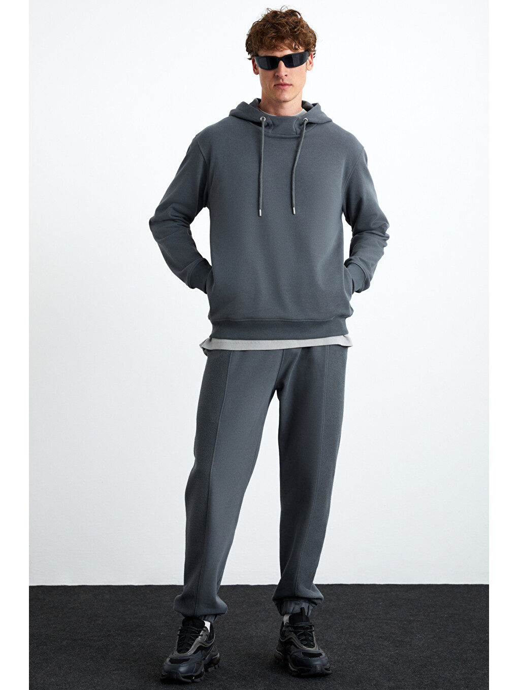Alessıo Erkek %100 Pamuk Kapüşonlu Kordon Detaylı Oversize Fit Gri Sweatshirt-1