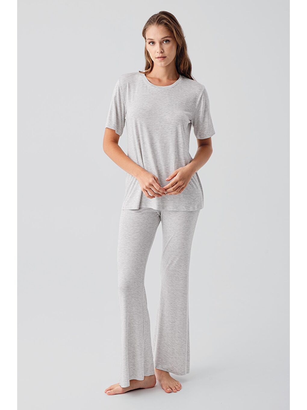 Gri Kısa Kollu Basic İspanyol Paça Esnek Viskoz Pijama Takım 19213-1