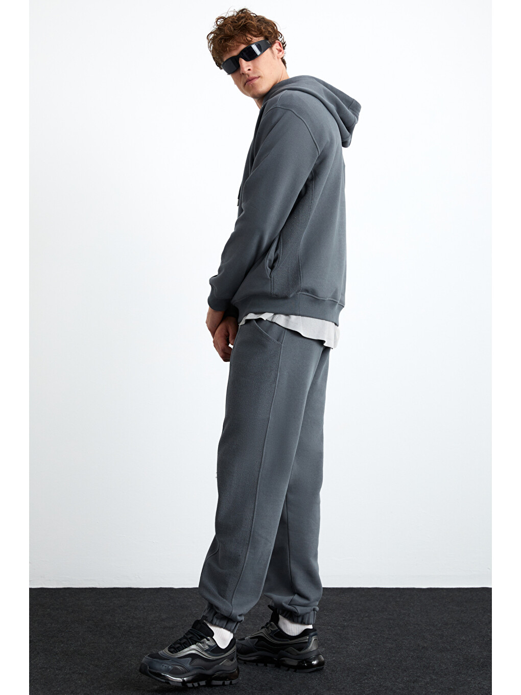 Alessıo Erkek %100 Pamuk Kapüşonlu Kordon Detaylı Oversize Fit Gri Sweatshirt-3