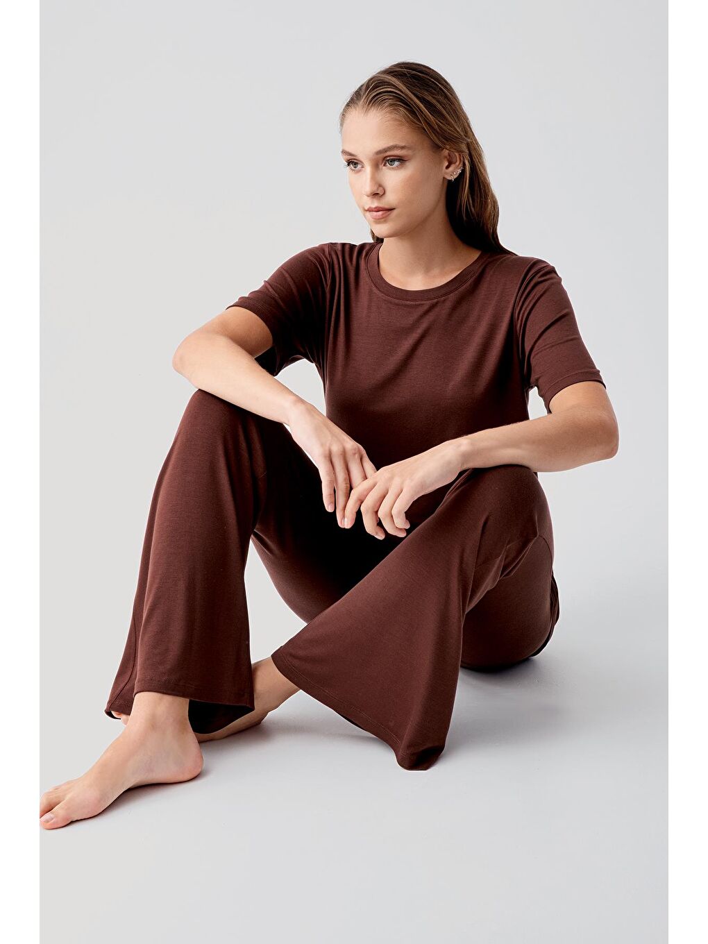 Kahverengi Kısa Kollu Basic İspanyol Paça Esnek Viskoz Pijama Takım 19213-2
