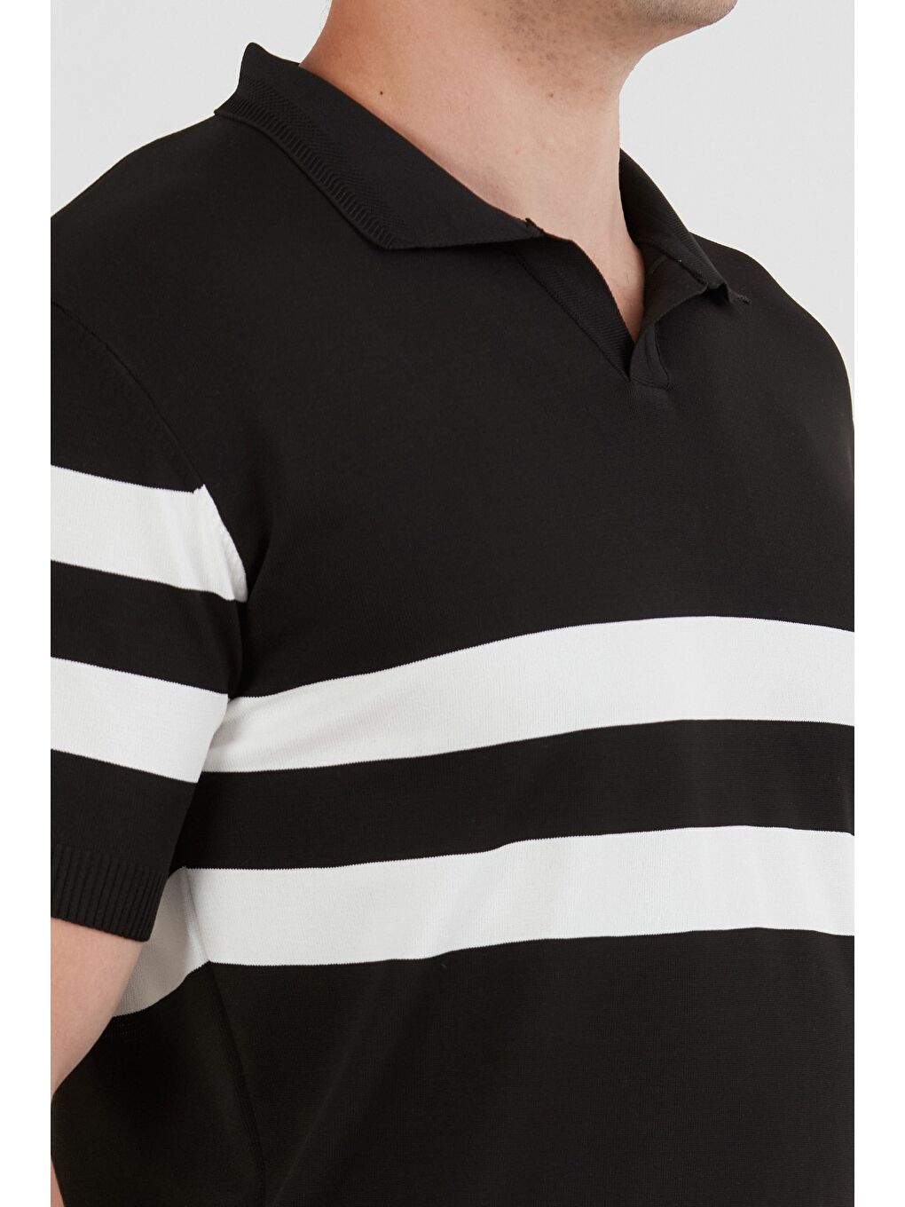 Siyah Polo Yaka Çizgili Triko Tişört-4