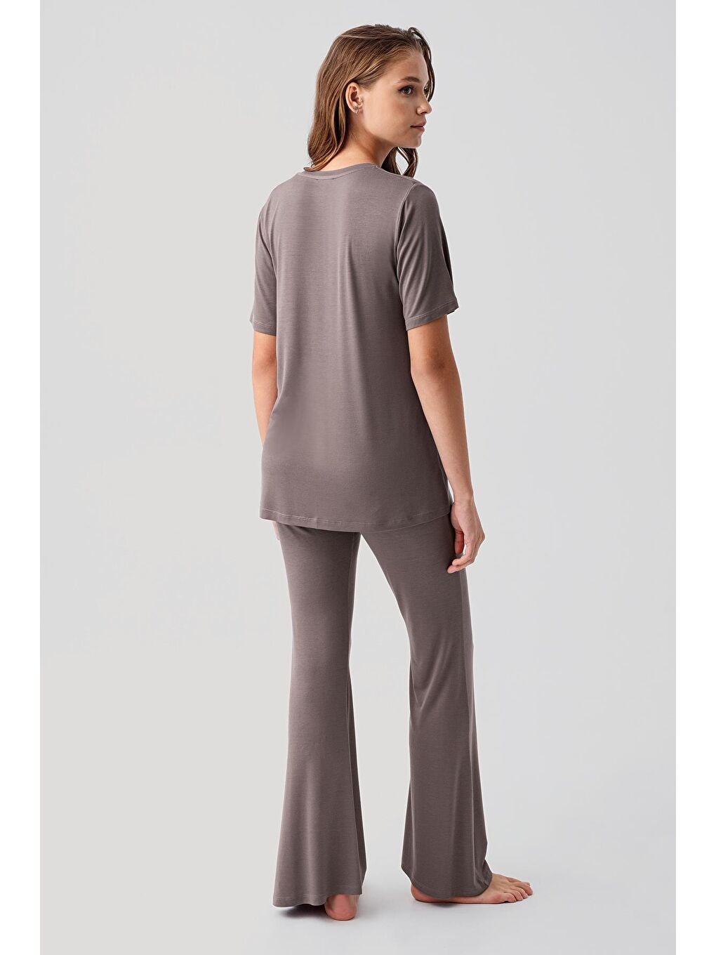 Bej Kısa Kollu Basic İspanyol Paça Esnek Viskoz Pijama Takım 19213-4