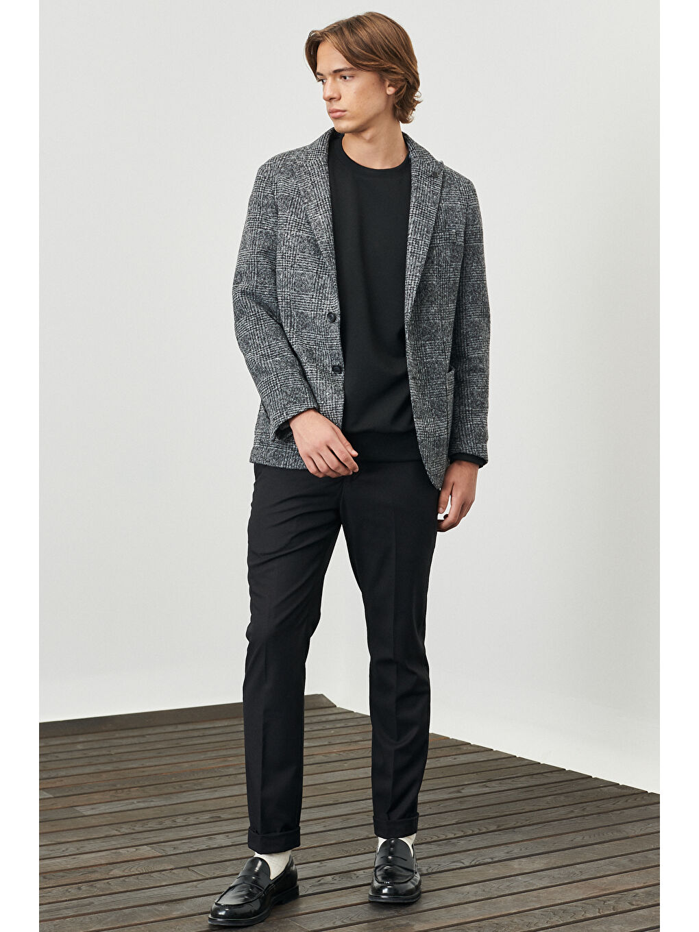 Erkek Siyah-Gri Slim Fit Dar Kesim Kırlanıgıç Yaka Ekose Desenli Yünlü Ceket-1