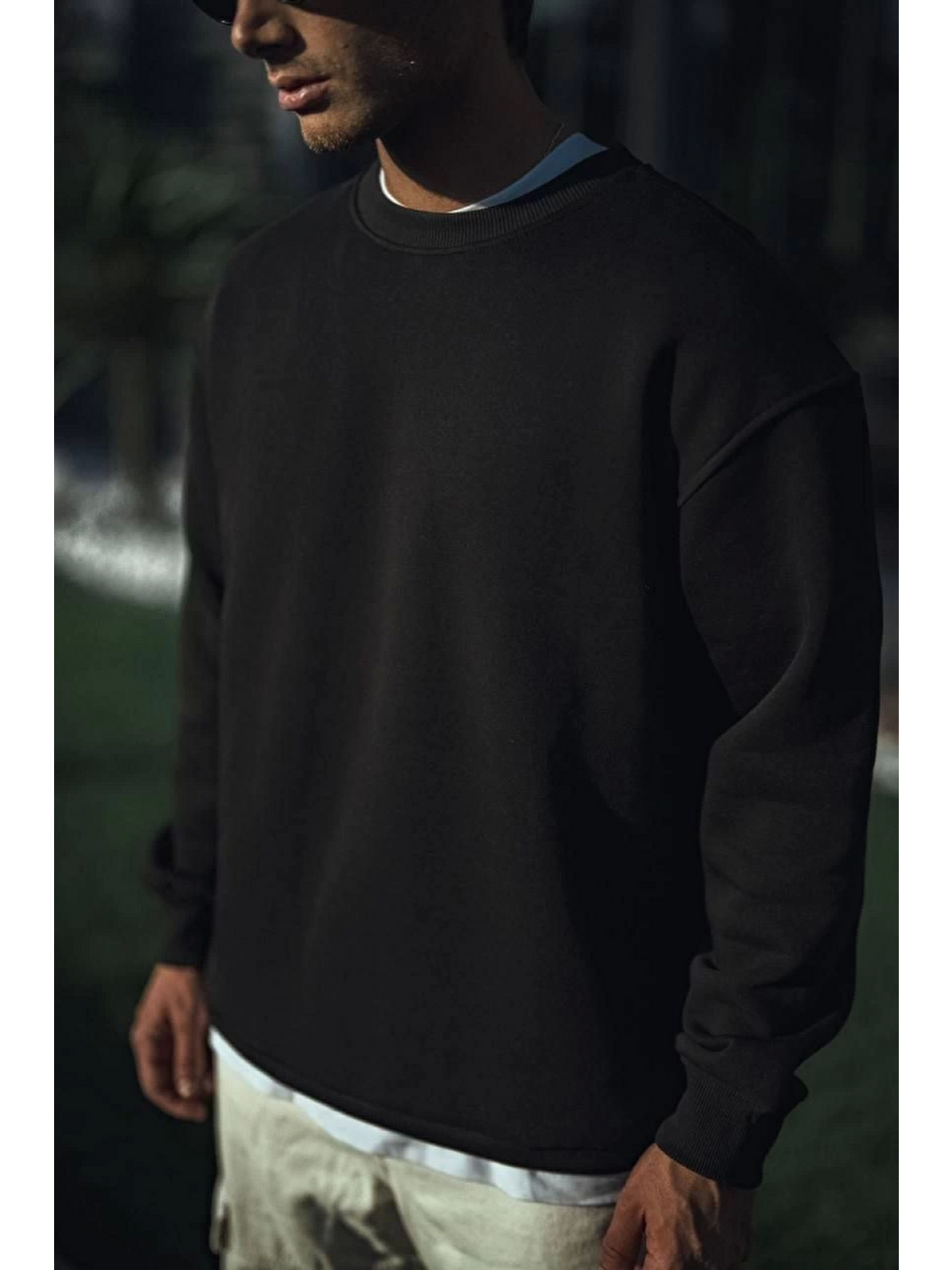 Kışlık Bisiklet Yaka Üç İplik Basic Sweatshirt - Siyah-2
