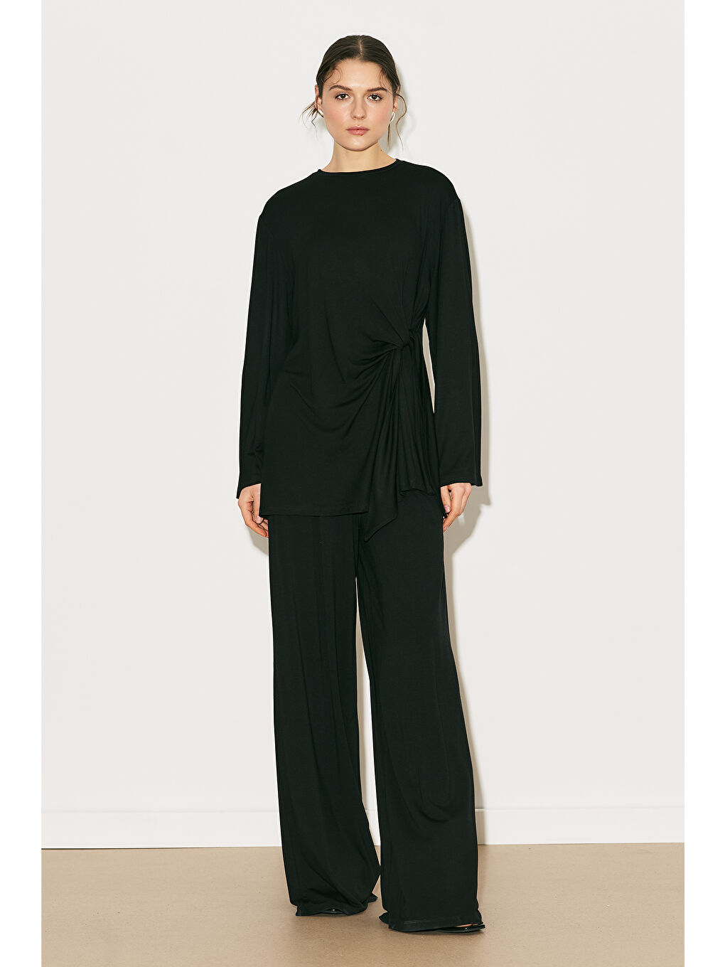 Easy Bağlama Detaylı Bluz Siyah-1